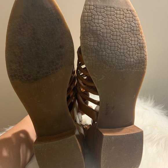 Cute Shoes - Picture 5 of 5